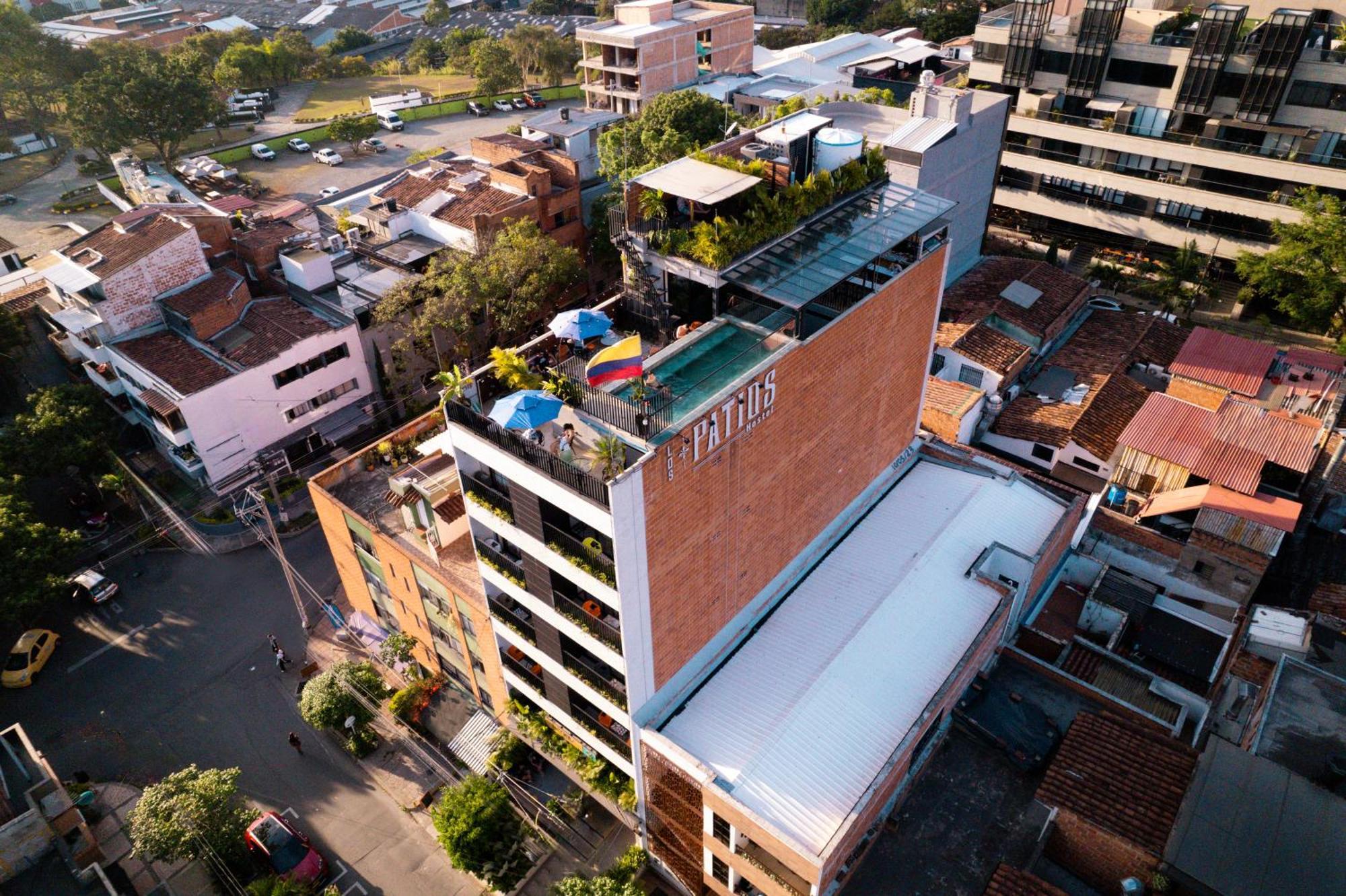 Los Patios Hostel Medellín Exterior foto