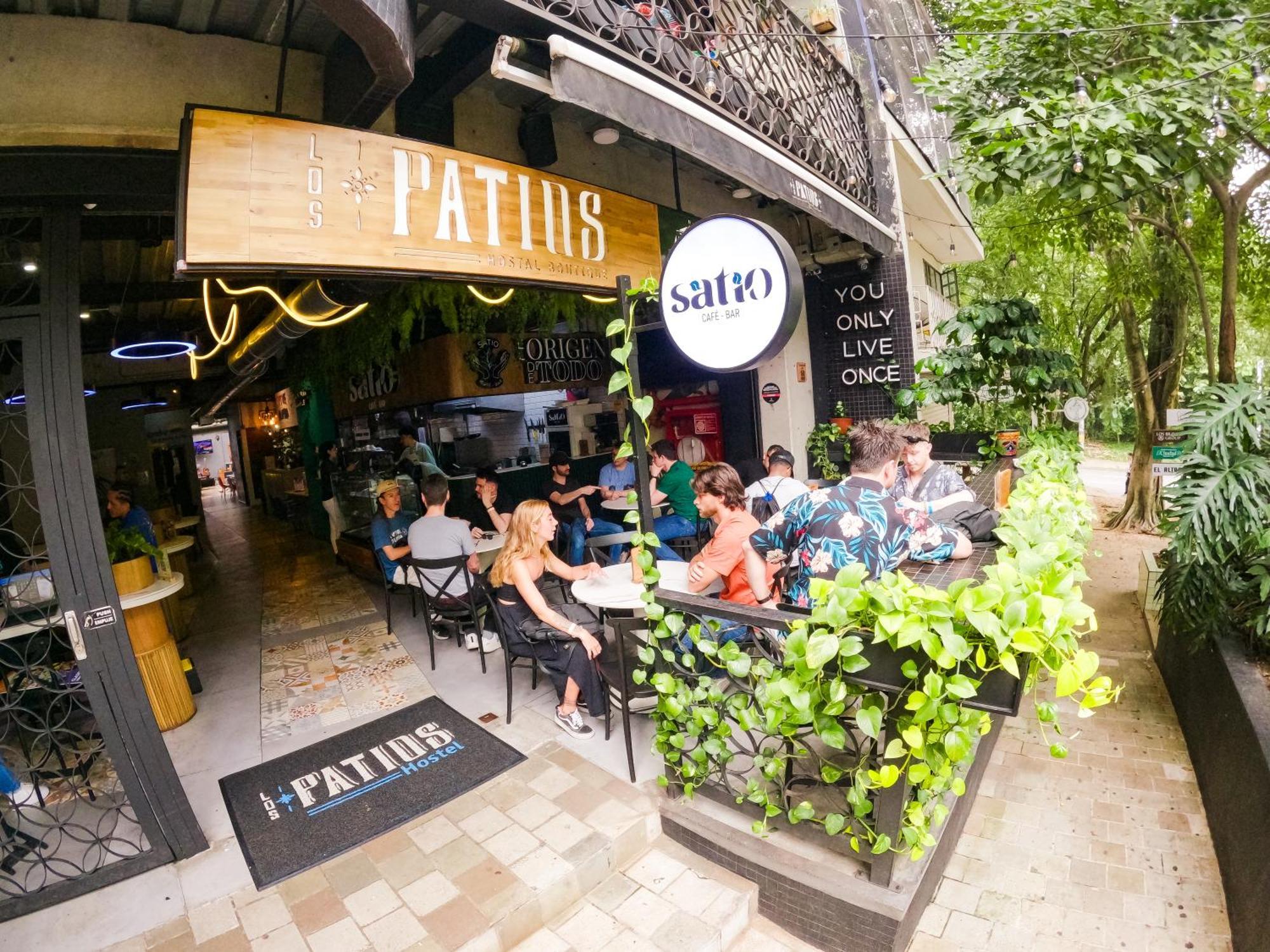 Los Patios Hostel Medellín Exterior foto